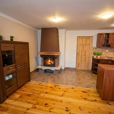 Zakatek Trzech Braci * אוסטראון