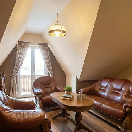 בית נופש Zakatek Trzech Braci אוסטראון